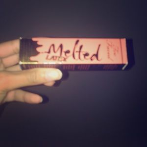 Too Faced Melted Latex Liquified Shine Lipstick